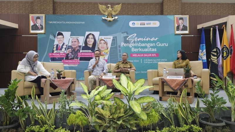 Seminar yang dihadiri ratusan guru PAUD Surabaya dan Madiun ini menegaskan komitmen UNESA bersama Pemkot Surabaya dan Pemkab Madiun dalam meningkatkan kualitas dan kesejahteraan guru sebagai pondasi penting menuju Indonesia Emas 2045.