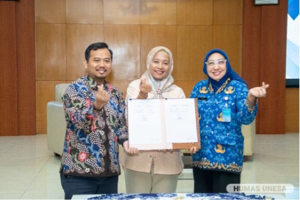 Kolaborasi Prodi S-1 Pendidikan IPS, Fisipol Unesa, dan BKKBN Jatim.